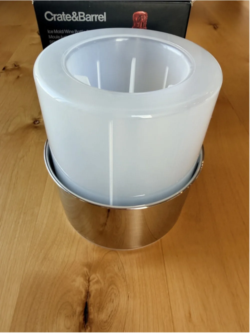 Crate & Barrel Ice Mold Wine Bottle Chiller DIY for Wine Champagne Liquor New